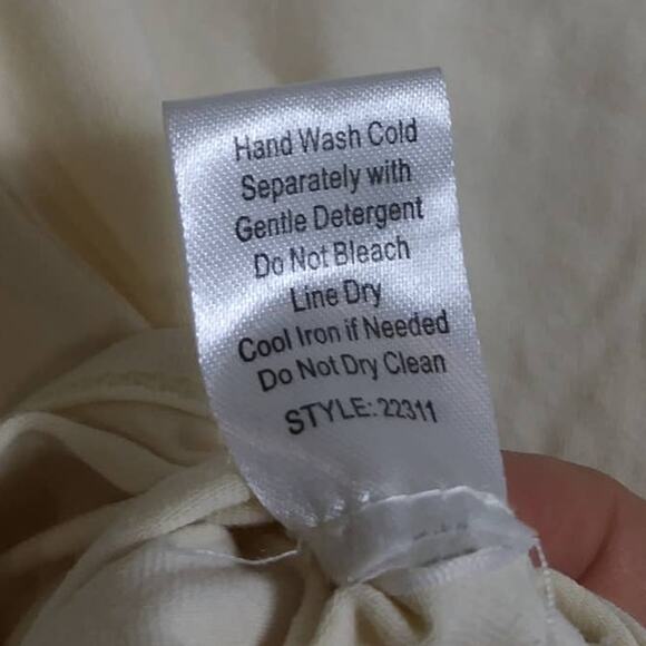 Soft Surroundings top size 32B Beige Size 32B Short Sleeve Wide Open Neckline - Picture 5 of 9